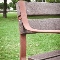 Banc public en plastique recyclé et recyclable