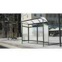 Abribus en acier toiture et parois en polycarbonate alvéolaire Andria